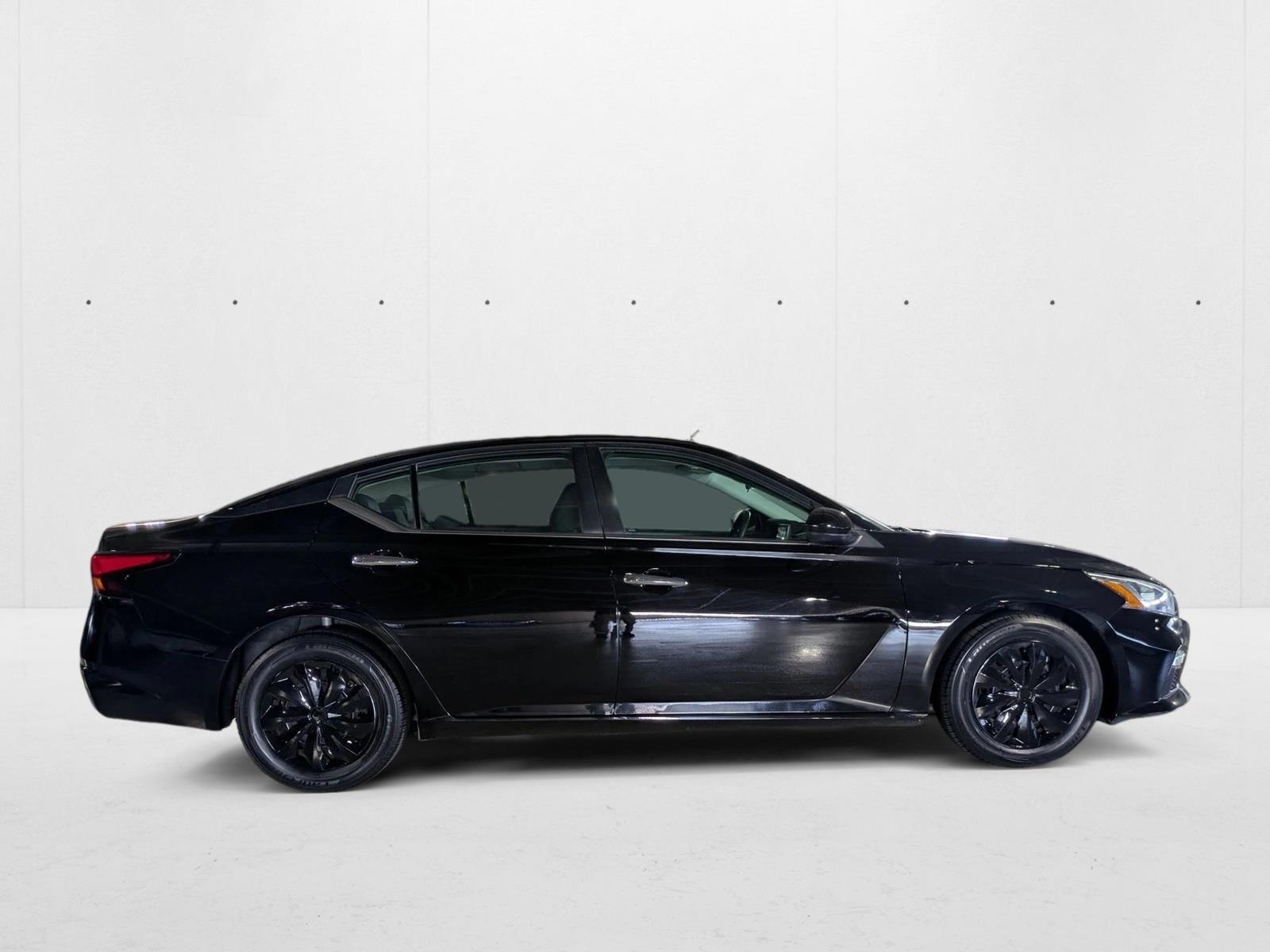 2020 Nissan Altima 2.5 S photo 3