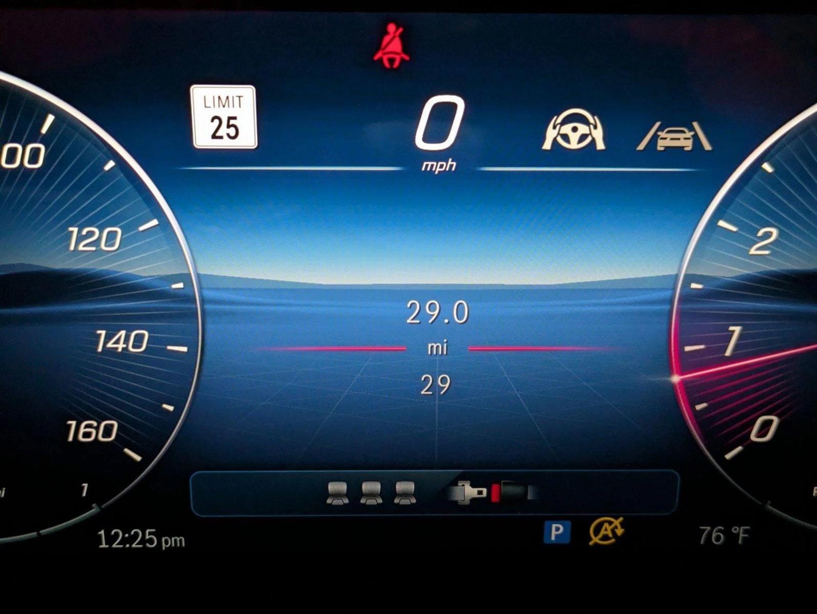 2025 Mercedes-Benz GLC Base - Photo 10