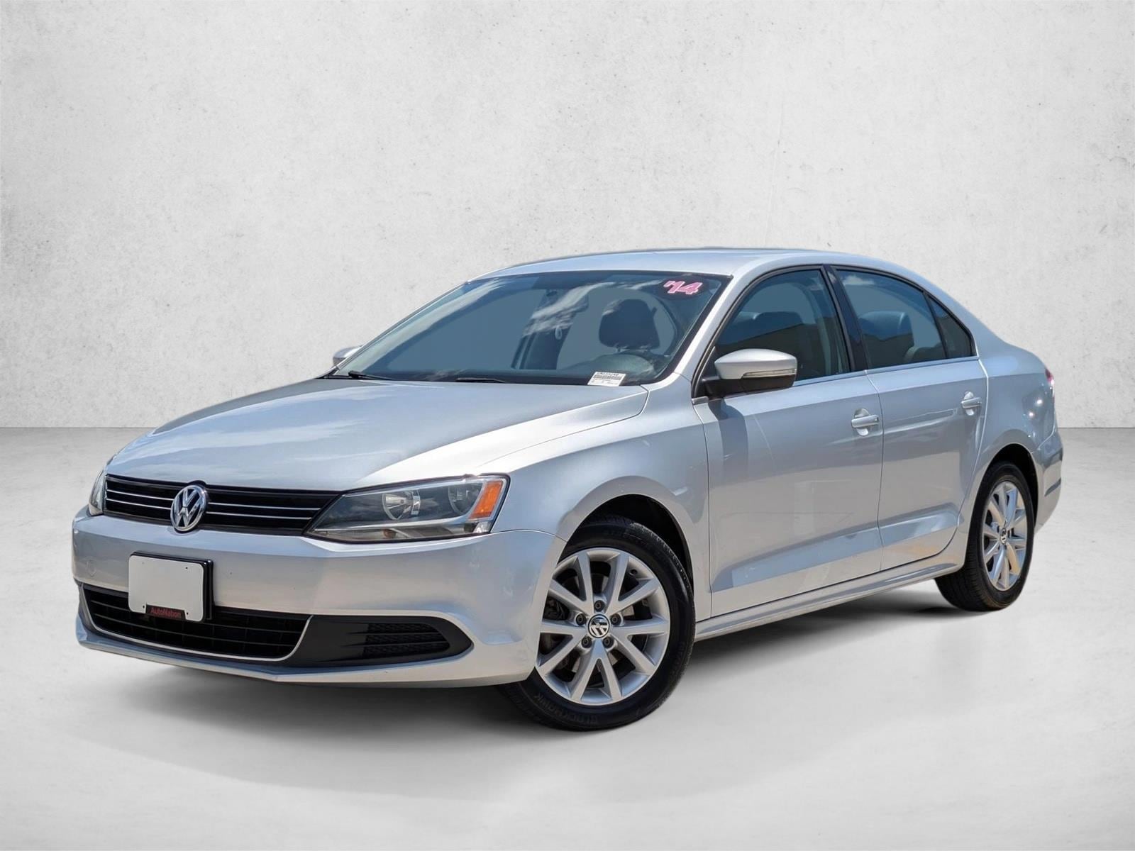 2014 Volkswagen Jetta 1.8T SE w/Connectivity Auto PZEV's photo