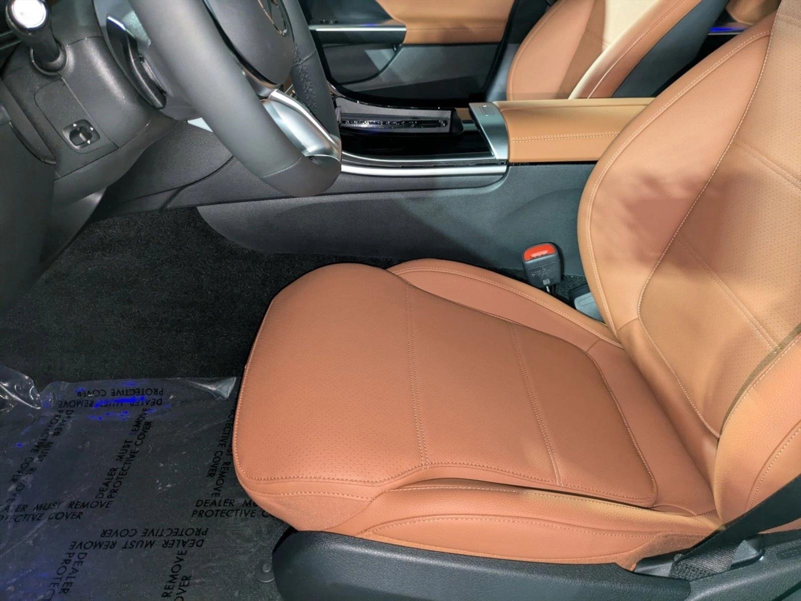 2025 Mercedes Benz C 300 Sedan photo 3