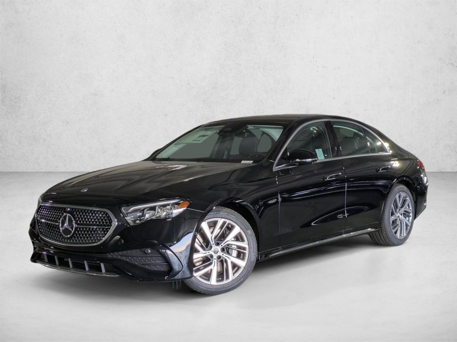 2026 Mercedes-Benz E-Class E450 4MATIC's photo