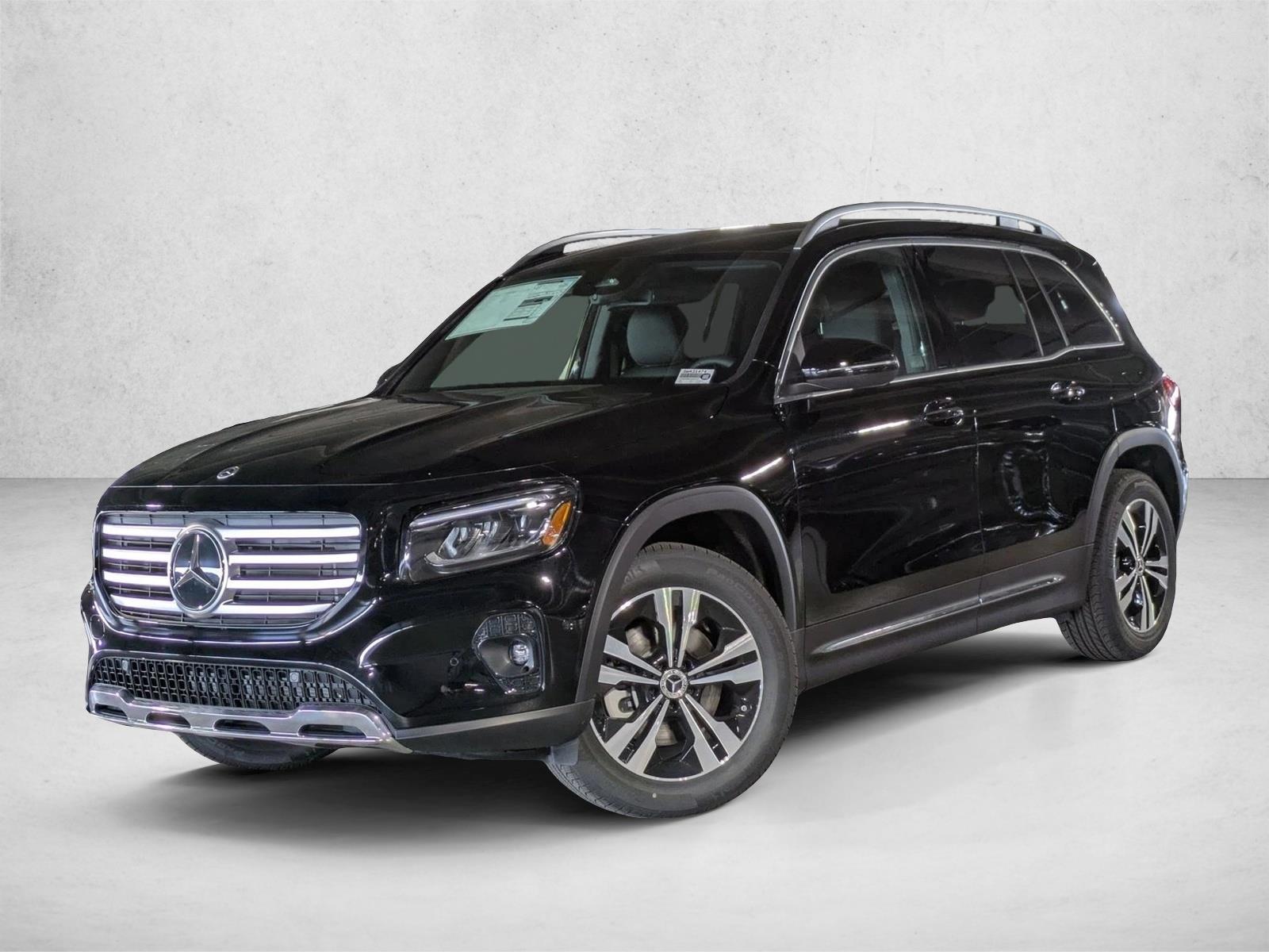 2025 Mercedes-Benz GLB GLB 250 4MATIC's photo