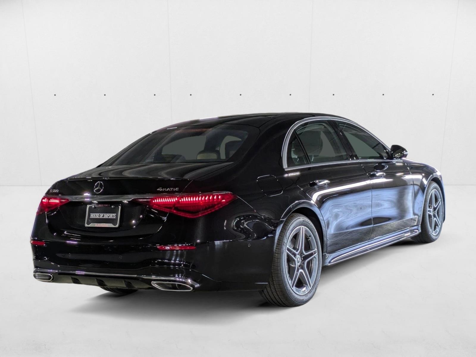 2026 Mercedes Benz S 580 4MATIC photo 2