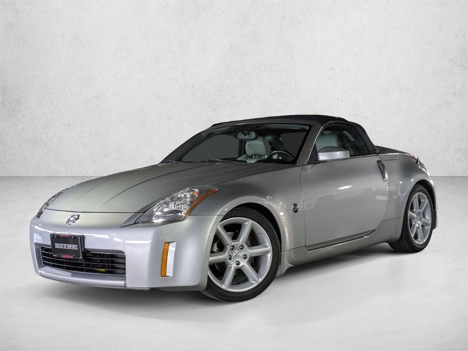 2005 Nissan 350Z Roadster Touring's photo