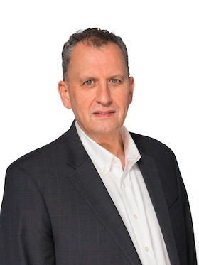 Staff member Sal Sultan from ID_e4cdb116c209