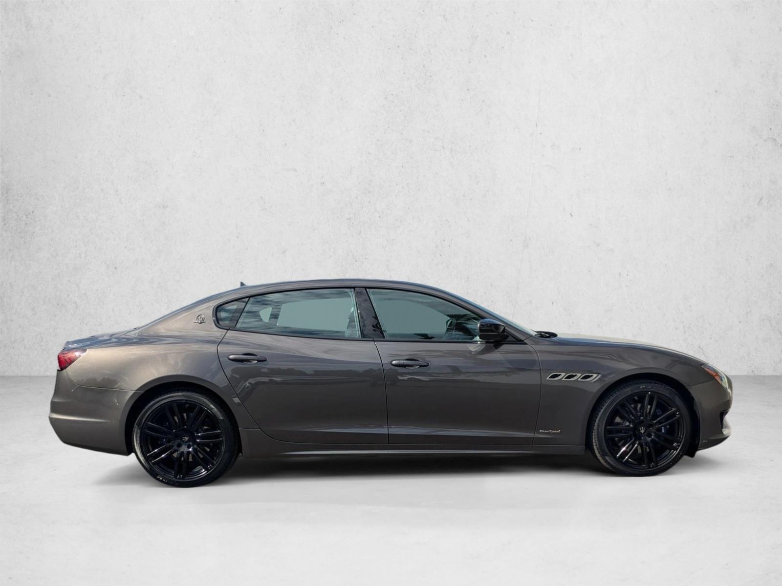 2021 Maserati Quattroporte Q4 GranSport photo 4