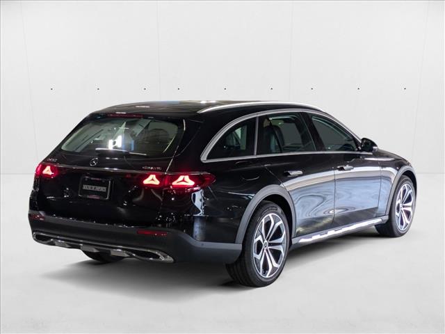 2025 Mercedes Benz E 450 4MATIC All-Terrain Wagon photo 2