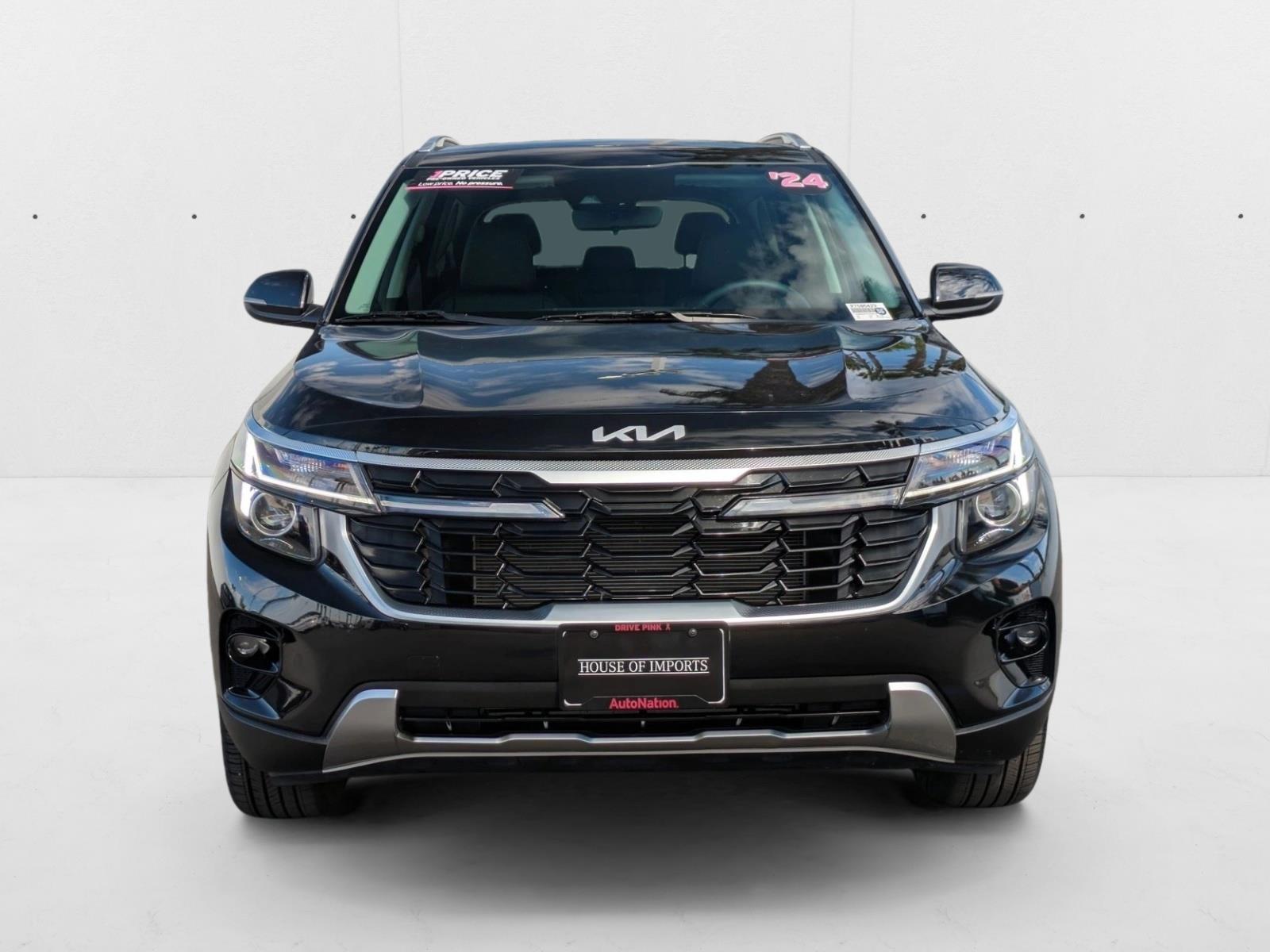 2024 Kia Seltos EX photo 2