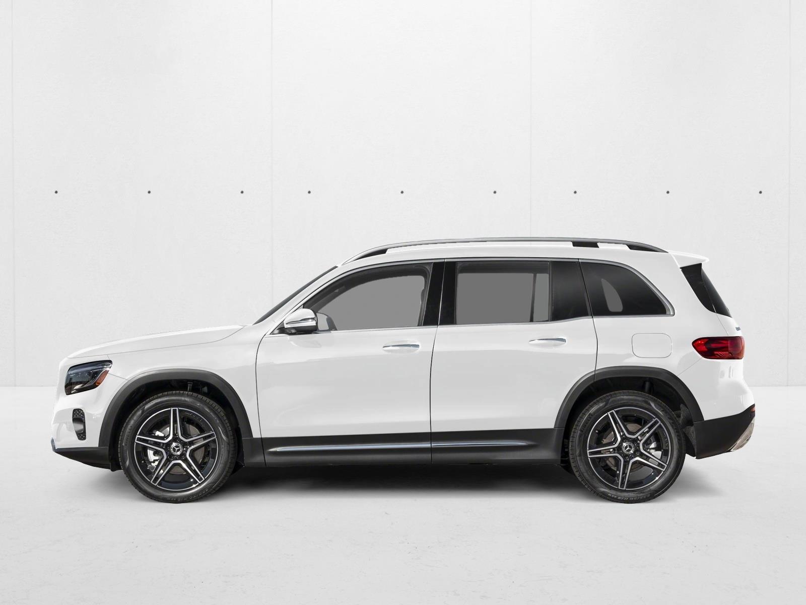 2025 Mercedes Benz GLB 250 photo 3