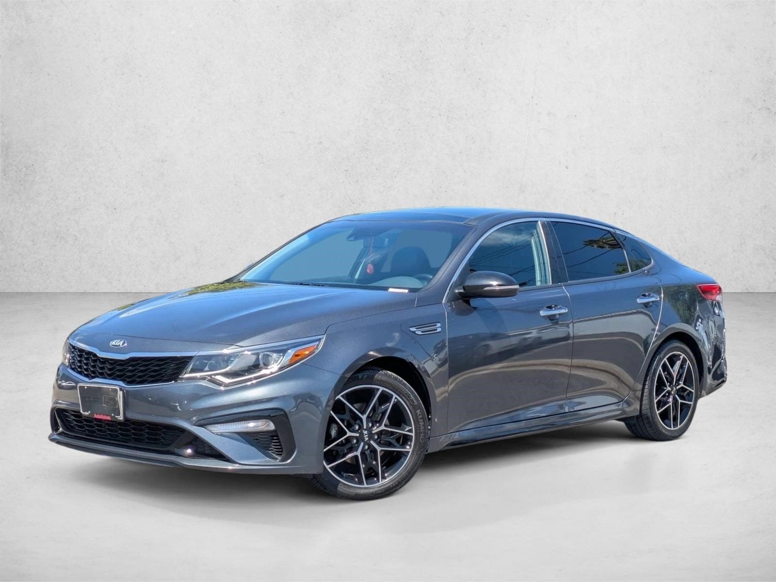 2020 Kia Optima SE's photo