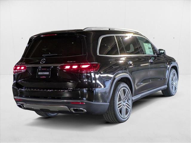 2025 Mercedes Benz GLS 450 4MATIC photo 2