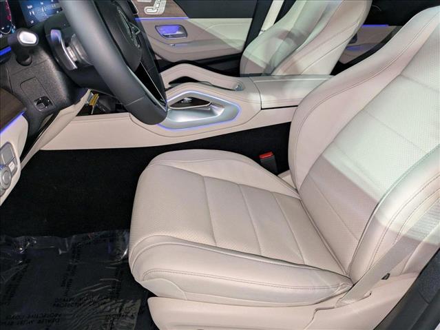 2025 Mercedes Benz GLE 350 4MATIC photo 4