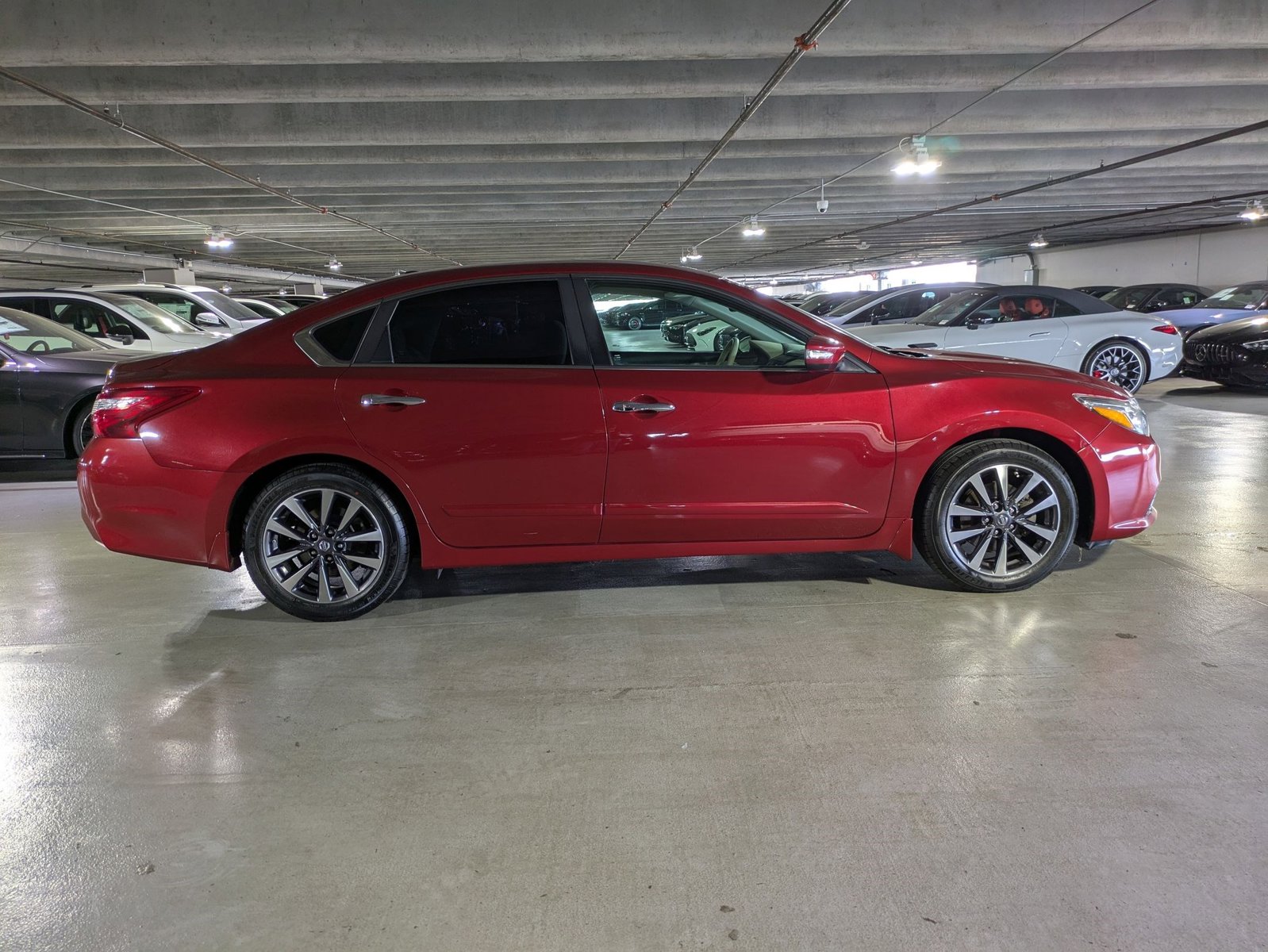 2016 Nissan Altima 2.5 SV photo 4
