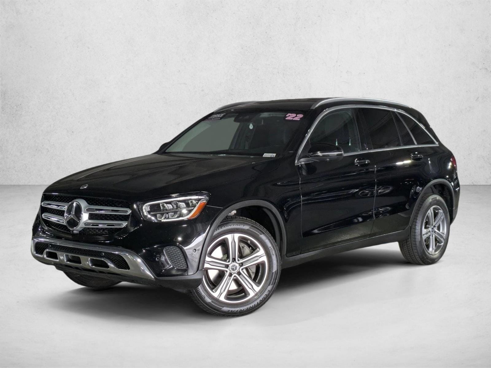 2022 Mercedes-Benz GLC GLC 300's photo