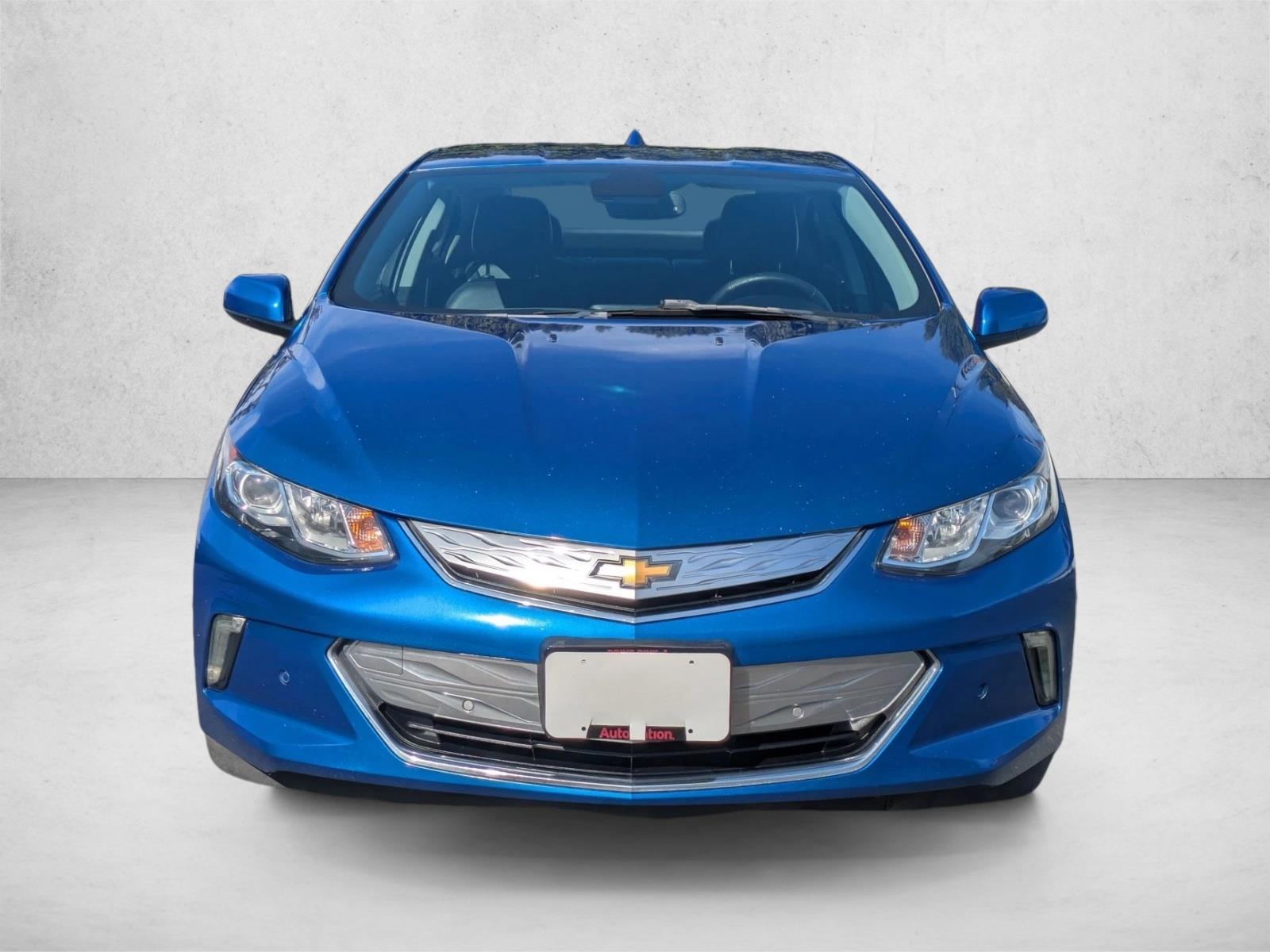 2016 Chevrolet Volt Premier photo 2