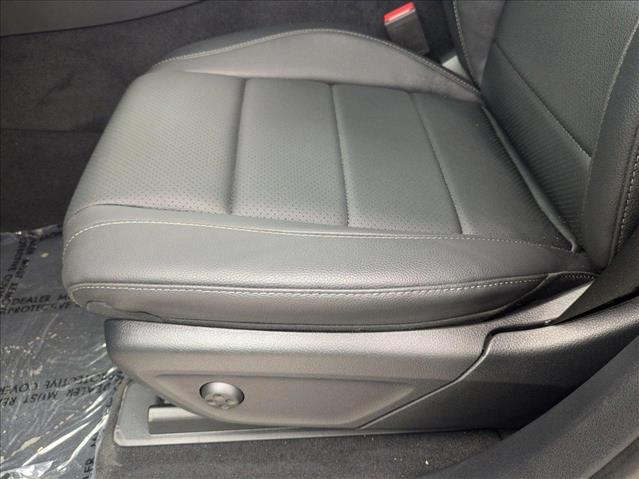 2025 Mercedes Benz GLE 350 photo 4