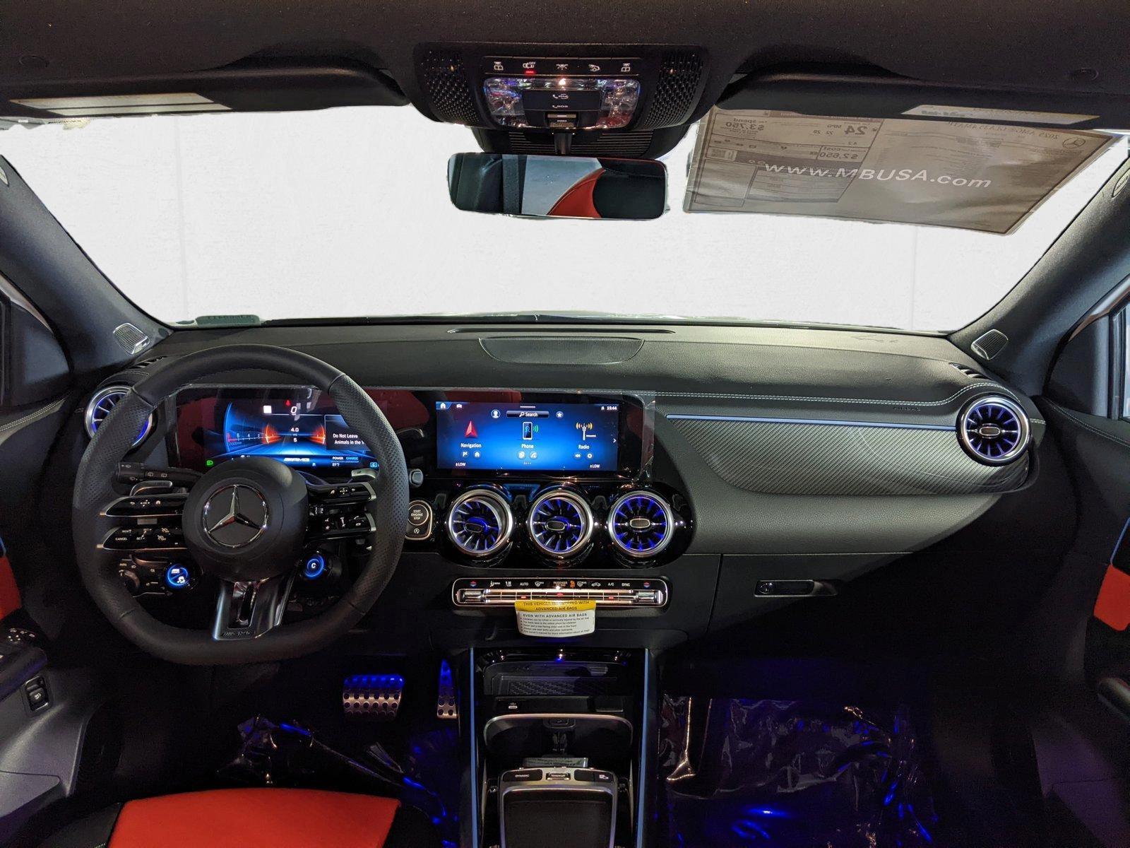 2025 Mercedes-Benz GLA GLA35 AMG - Photo 16