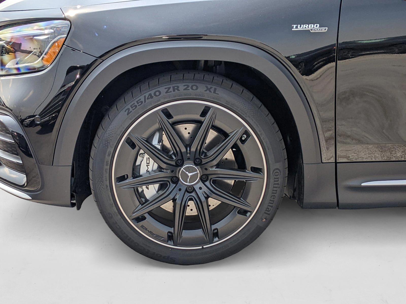 2025 Mercedes-Benz GLB GLB35 AMG - Photo 10
