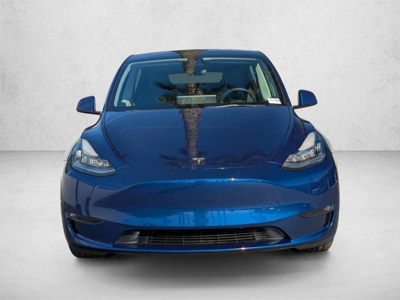 2022 Tesla Model Y Long Range photo 2