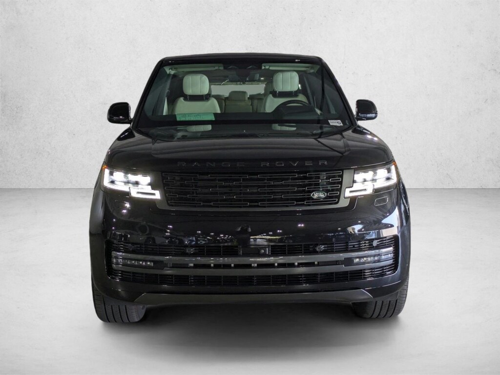 Used 2025 Land Rover Range Rover P400 SE 7 Seat SUV