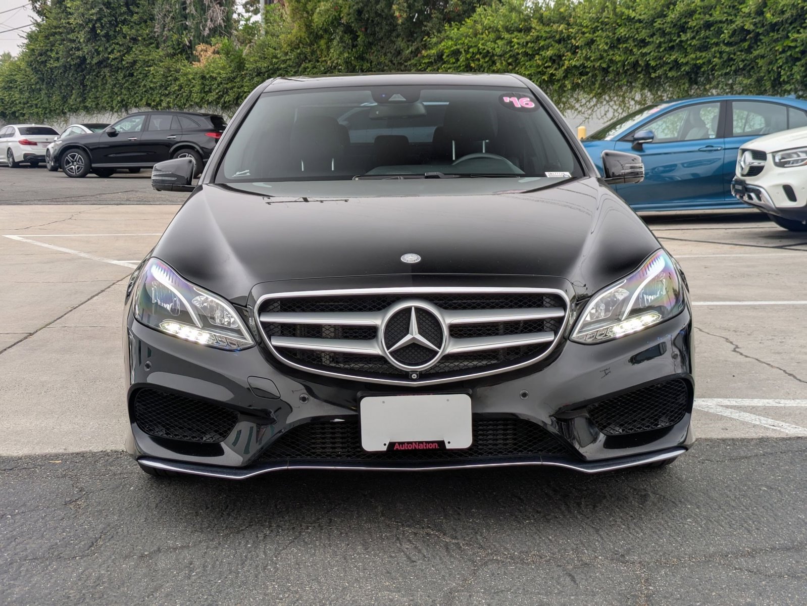 2016 Mercedes Benz E 250 BlueTEC Sport photo 2
