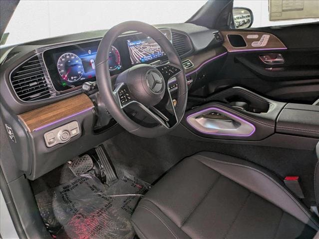 2025 Mercedes Benz GLE 450 4MATIC photo 2