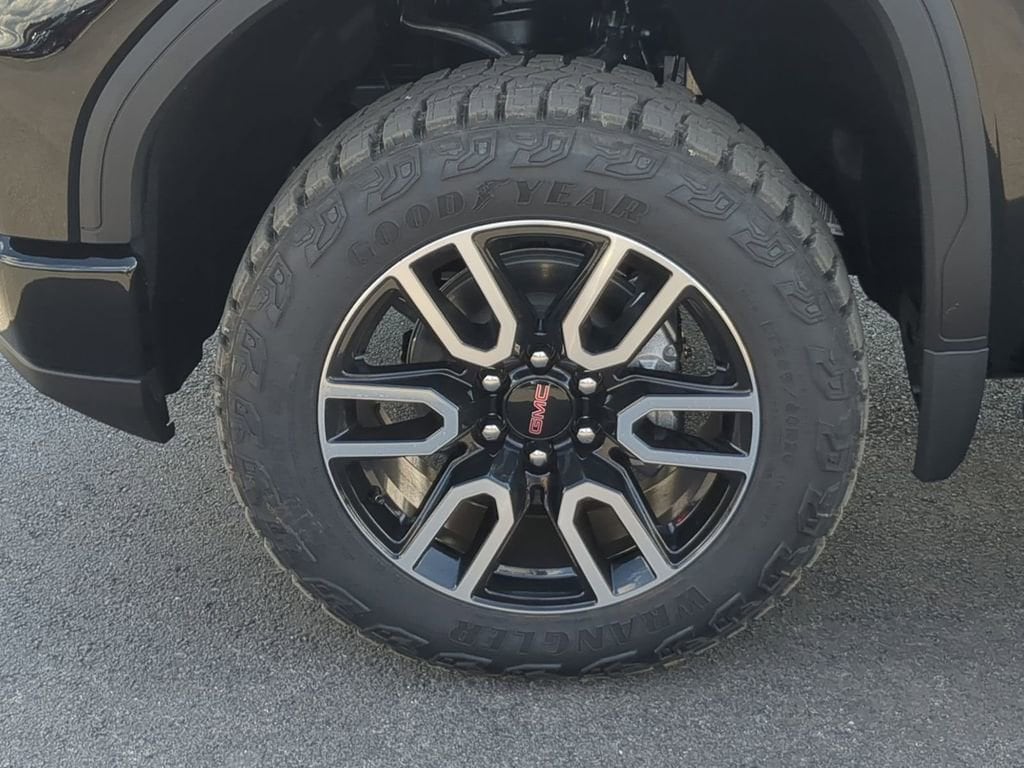 2026 GMC Sierra 1500 AT4 - Photo 33