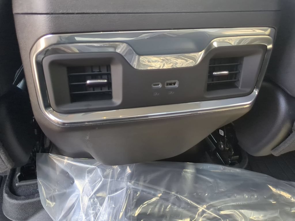 2026 GMC Sierra 1500 SLT - Photo 20