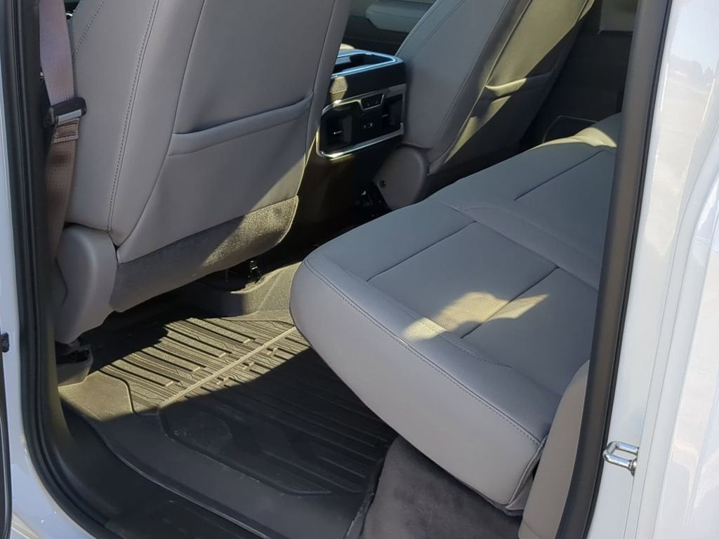 2026 GMC Sierra 1500 SLT - Photo 25
