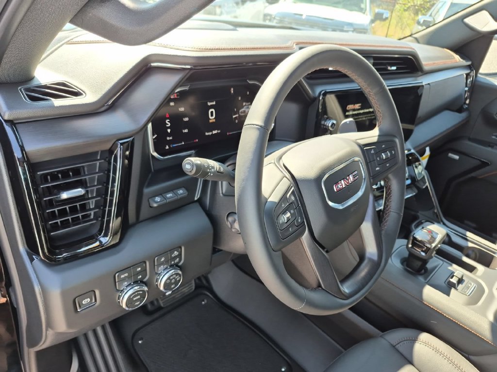 2026 GMC Sierra 1500 AT4 - Photo 9