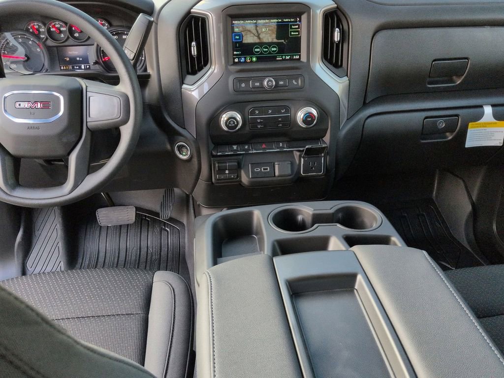 2026 GMC Sierra 3500 Chassis Cab Pro - Photo 17