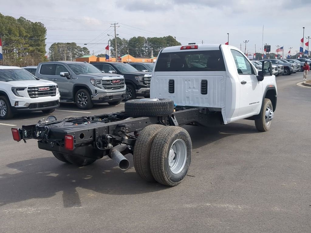 New 2026 GMC Sierra 3500 HD Chassis Cab Pro Truck