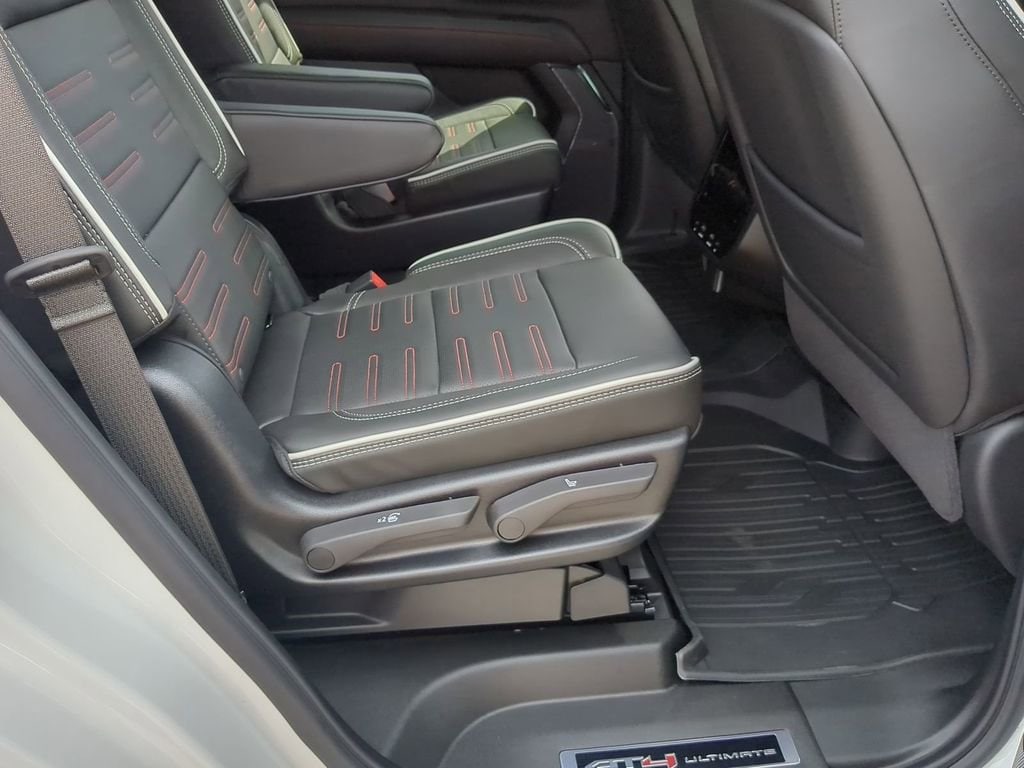 2026 GMC Yukon AT4 Ultimate - Photo 27