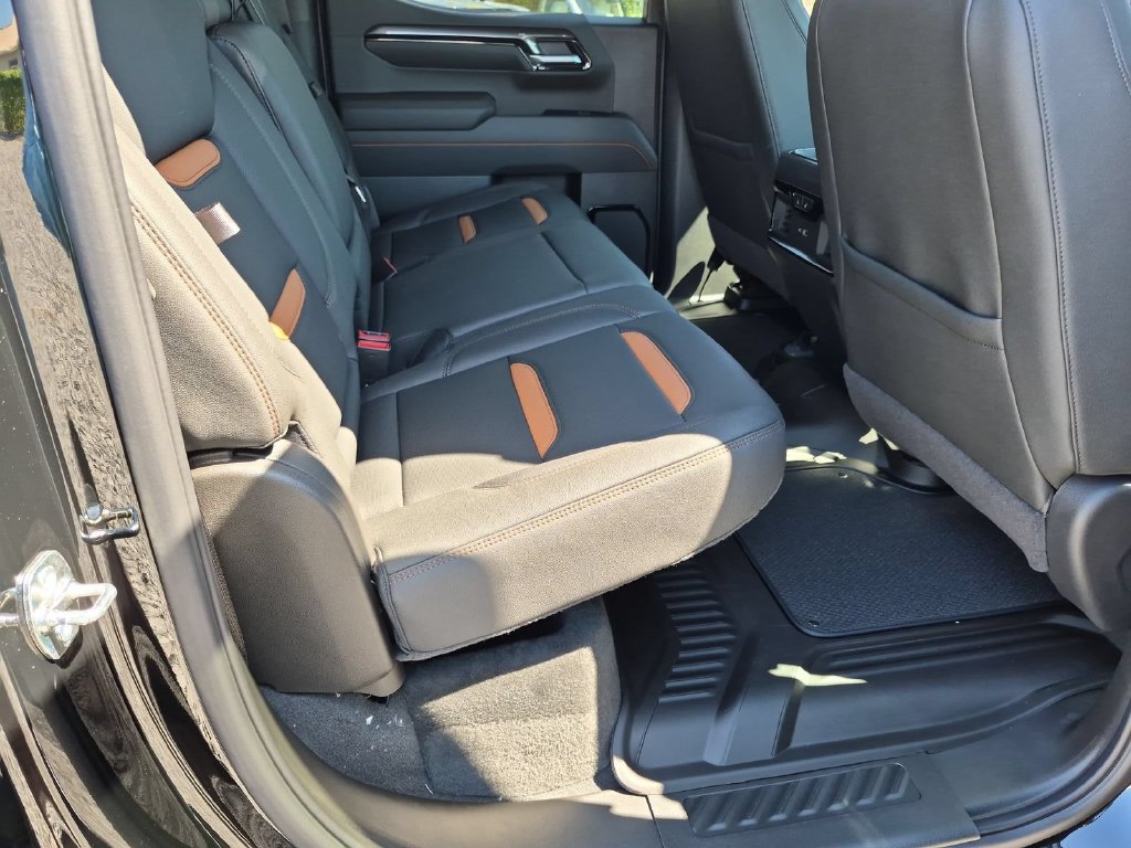 2026 GMC Sierra 1500 AT4 - Photo 27