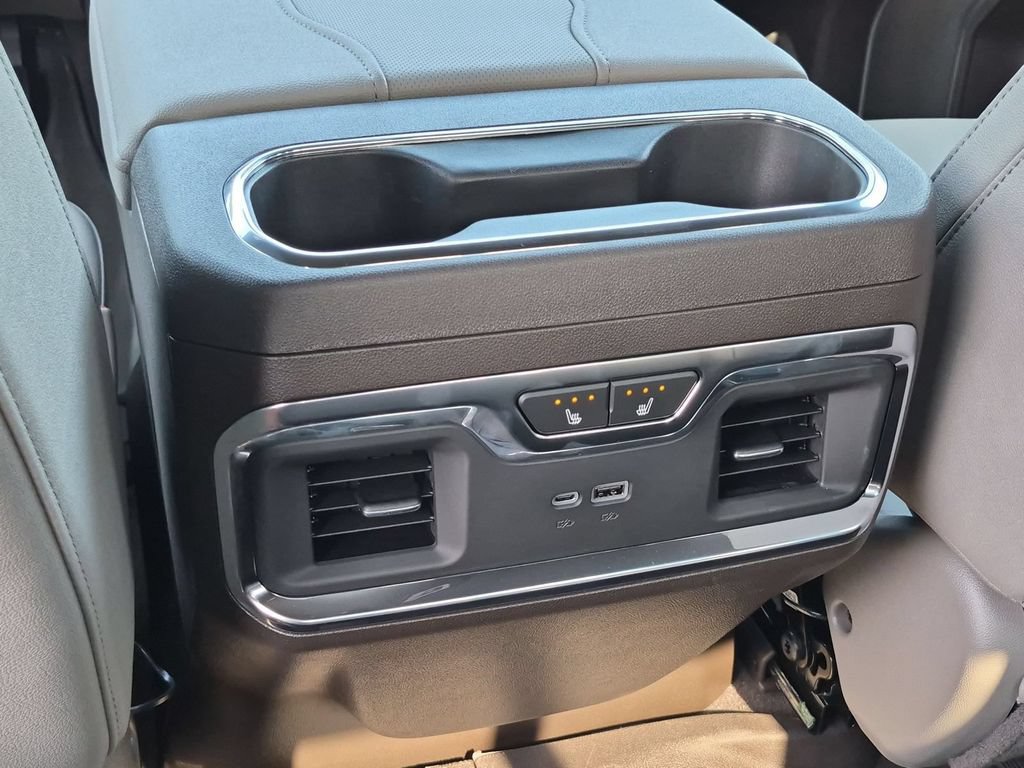 2026 GMC Sierra 1500 SLT - Photo 21