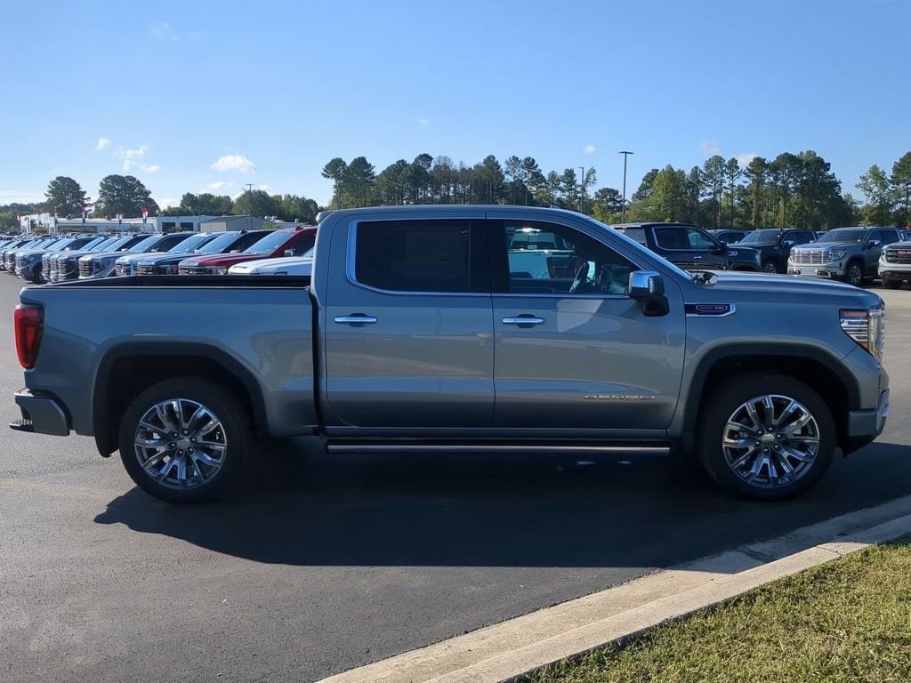 2026 GMC Sierra 1500 Denali - Photo 2