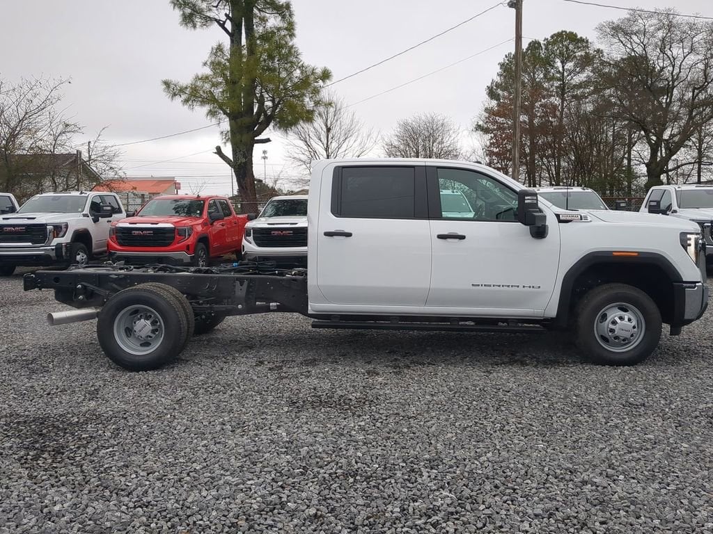 New 2026 GMC Sierra 3500 HD Chassis Cab Pro Truck