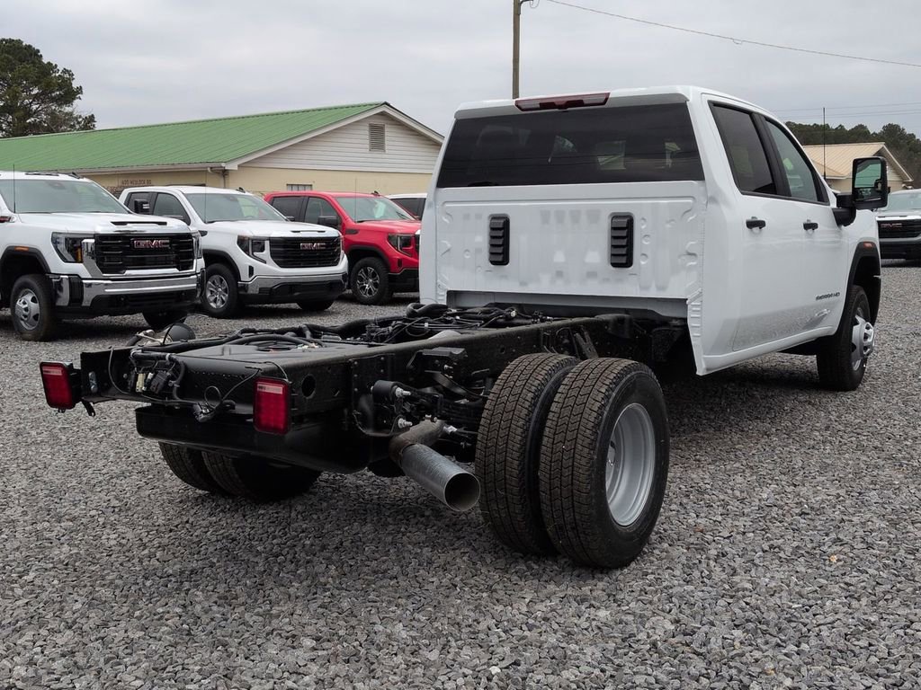 New 2026 GMC Sierra 3500 HD Chassis Cab Pro Truck New 2026 GMC Sierra 3500 HD Chassis Cab Pro Truck — photo 3 of 4