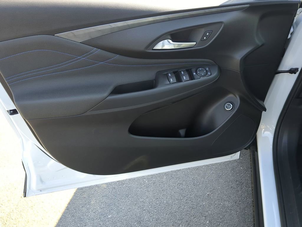 2026 Buick Envista Sport Touring - Photo 20