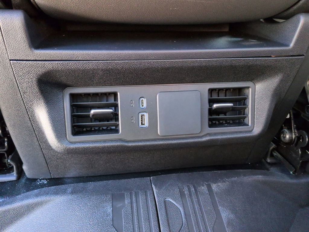 2026 GMC Sierra 3500 Chassis Cab Pro - Photo 18