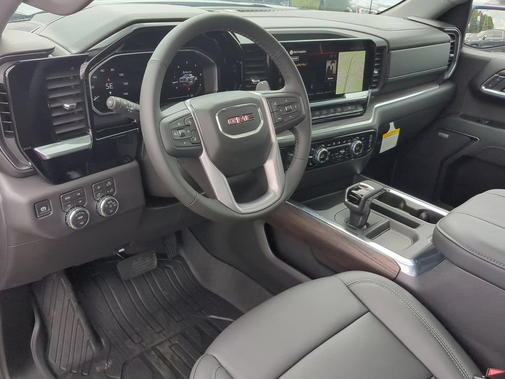 2026 GMC Sierra 1500 SLT - Photo 9