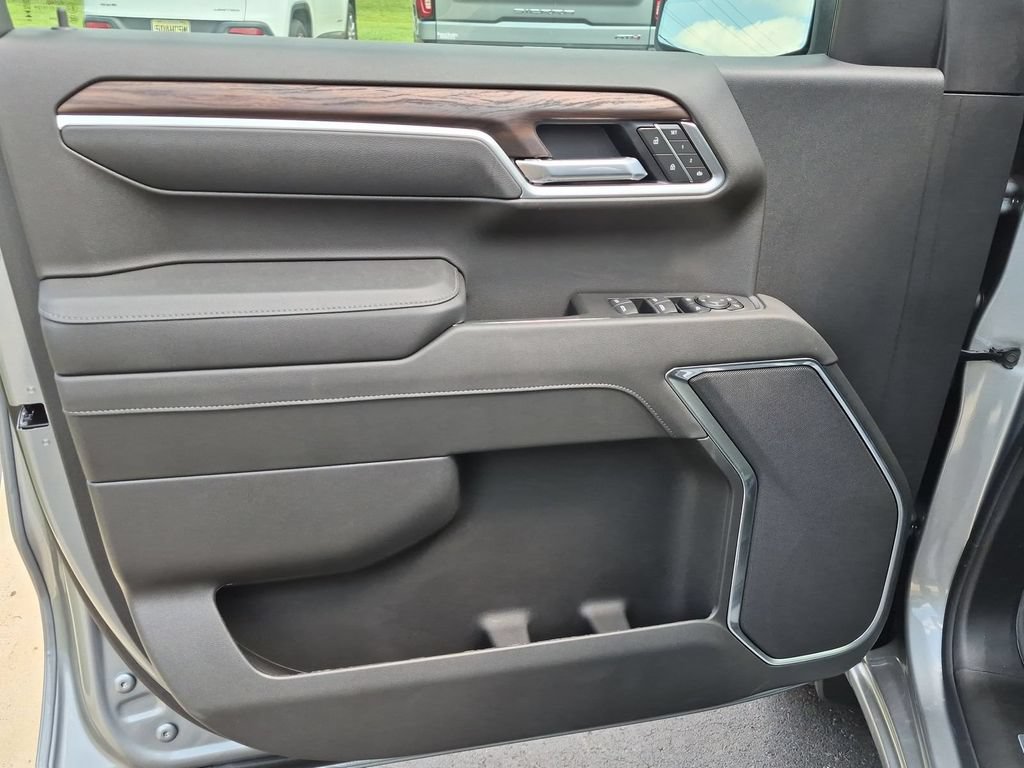 2026 GMC Sierra 1500 SLT - Photo 21