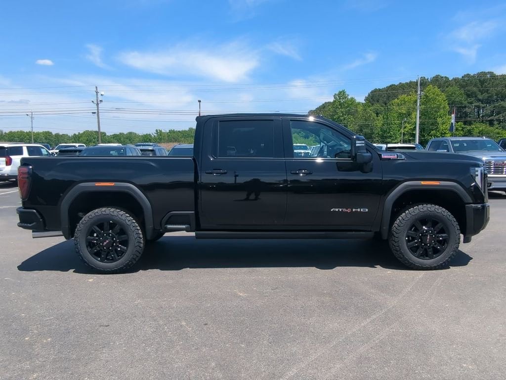 2026 GMC Sierra 2500HD AT4 - Photo 2