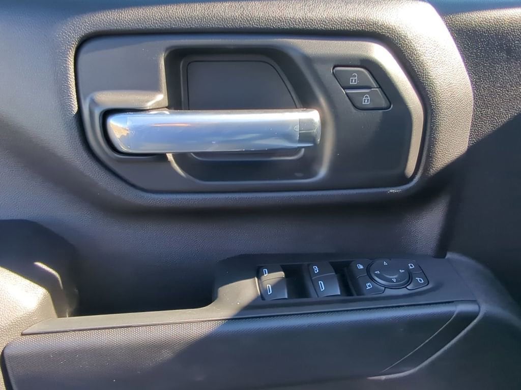 2026 GMC Sierra 3500 Chassis Cab Pro - Photo 21