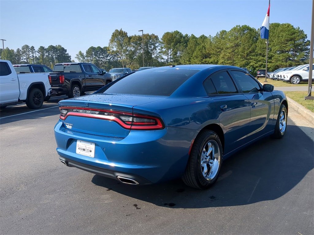 2022 Dodge Charger SXT photo 3