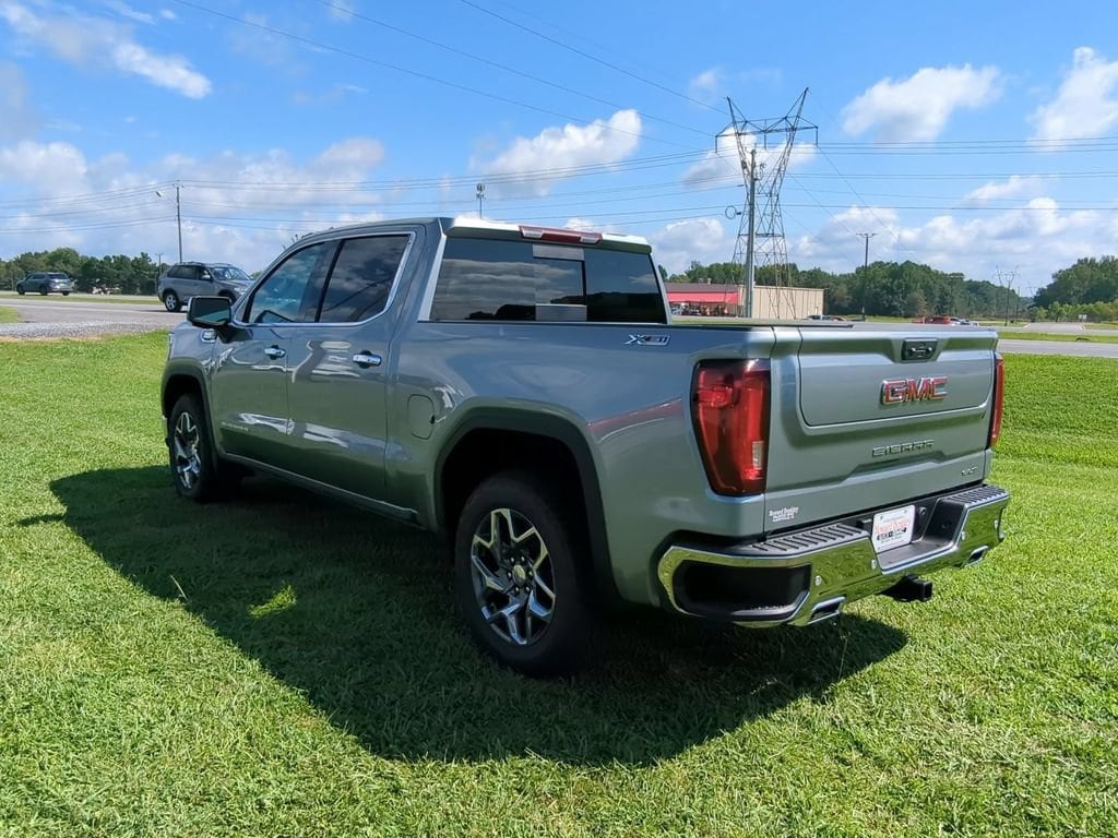 2026 GMC Sierra 1500 SLT - Photo 5