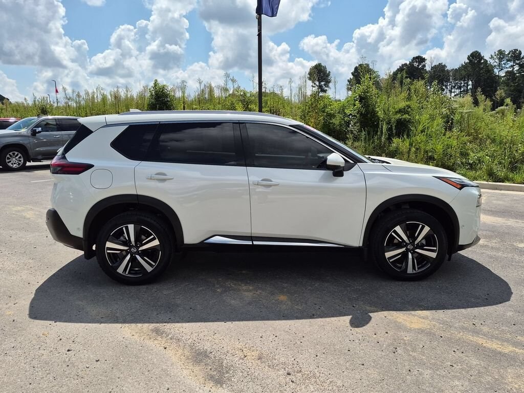 Used 2021 Nissan Rogue Platinum FWD SUV