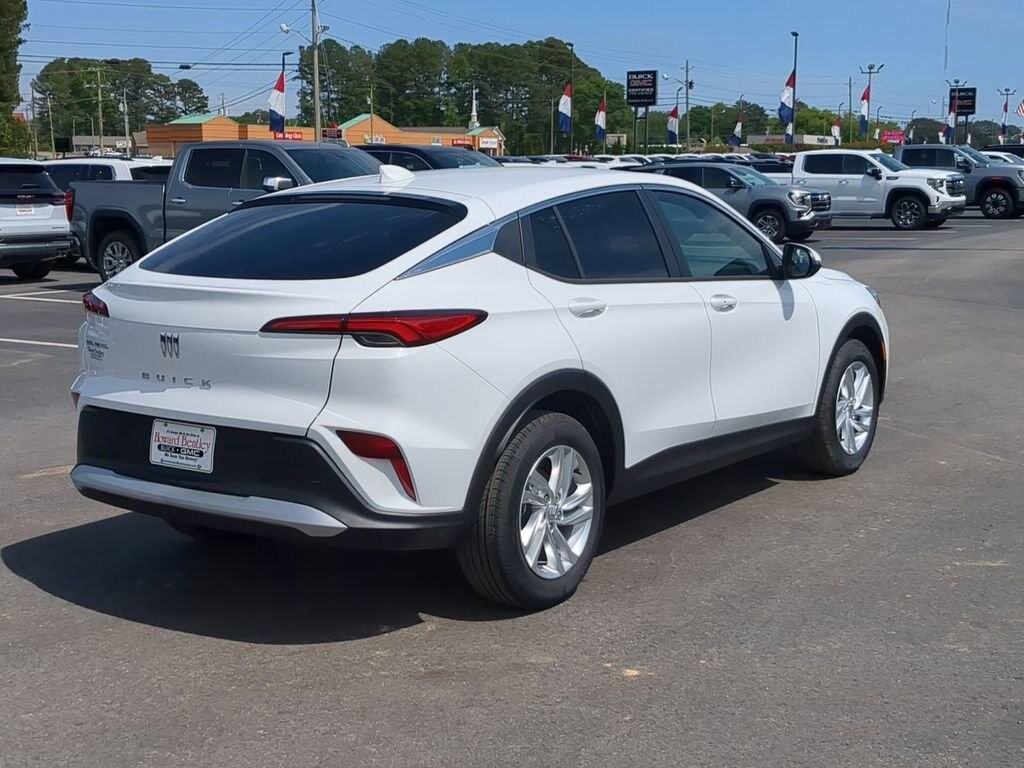 New 2026 Buick Envista Preferred SUV