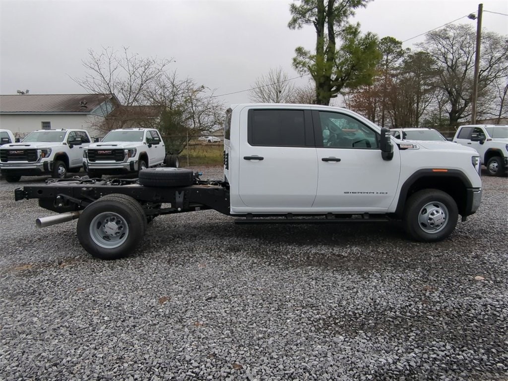 New 2026 GMC Sierra 3500 HD Chassis Cab Pro Truck