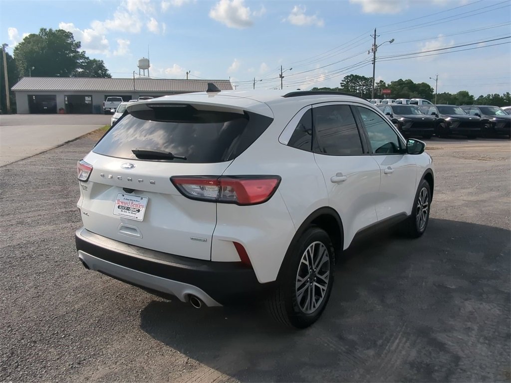 2020 Ford Escape SEL photo 3